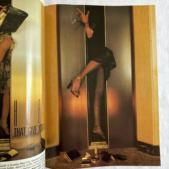 BRITISH VOGUE - JUNE 1974 - Picture 6 of 15